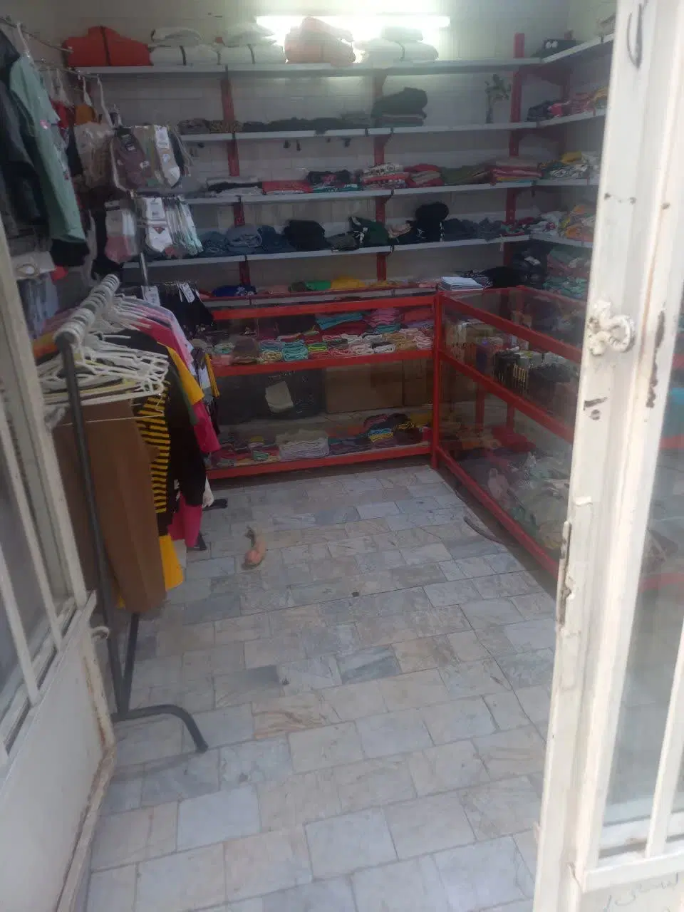 فروش مغازه تجاری پیشوا