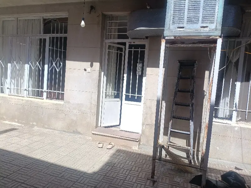 خانه صدوشصت متری