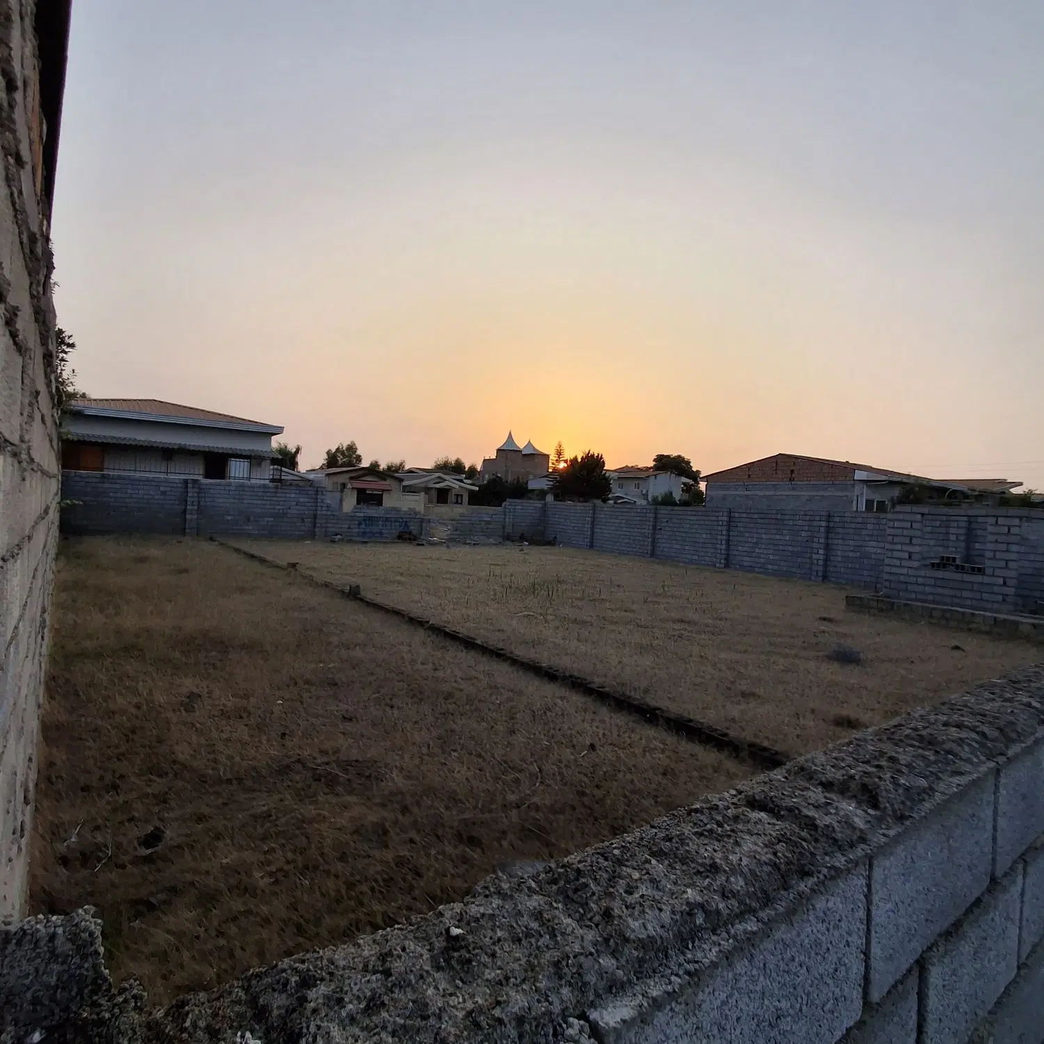 زمین به مساحت ۵۶۰متر دربابلسر