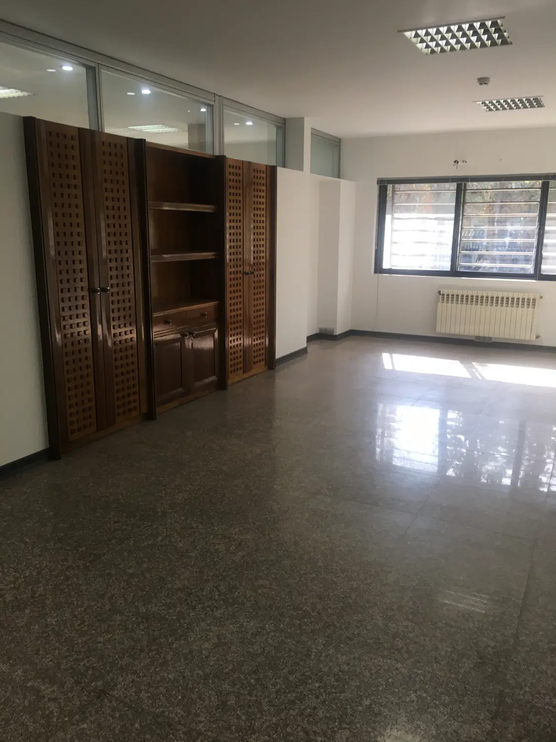 مستغلات اداری