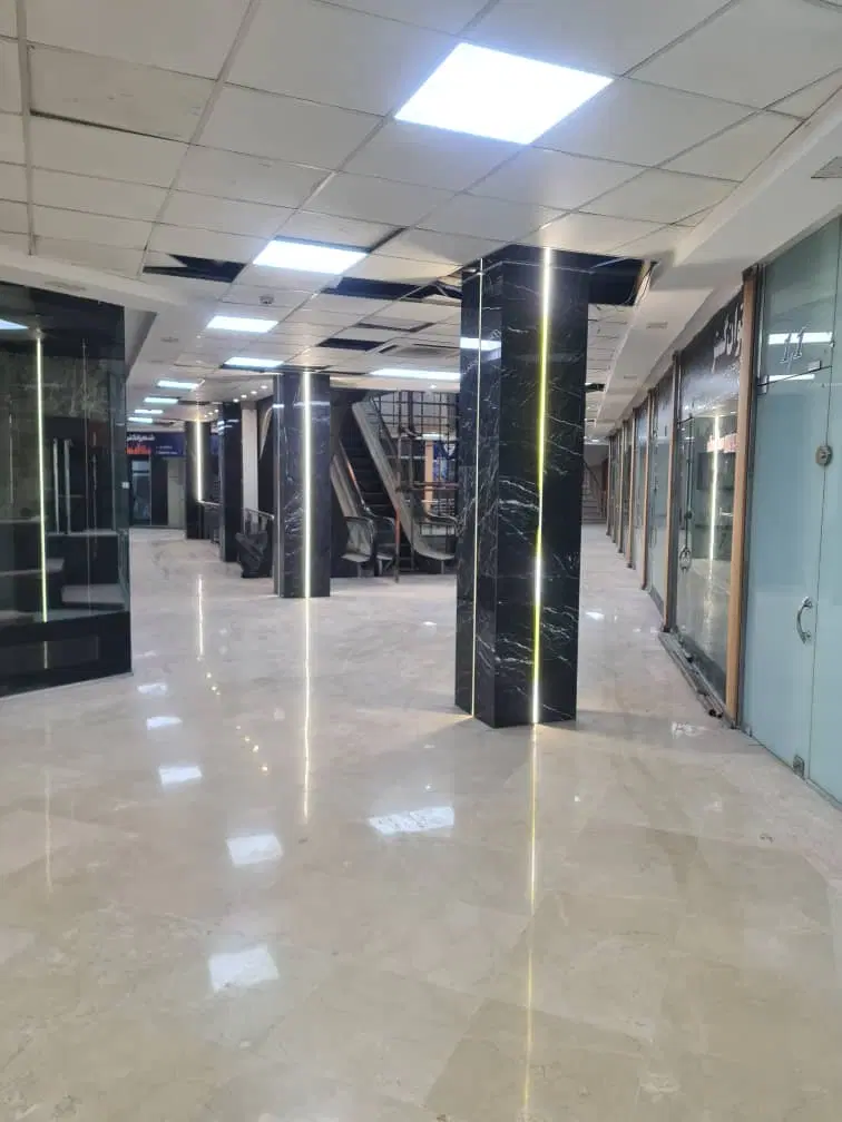 مغازه داخل پاساژ قائم