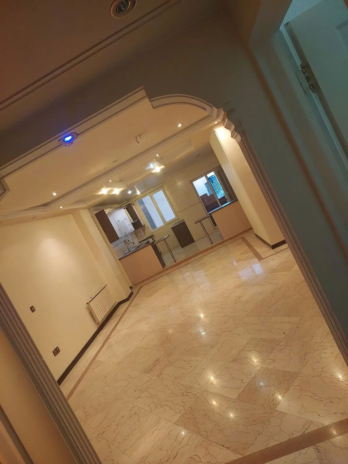 اجاره آپارتمان ۱۰۰ متری آیت الله کاشانی میدان کودک