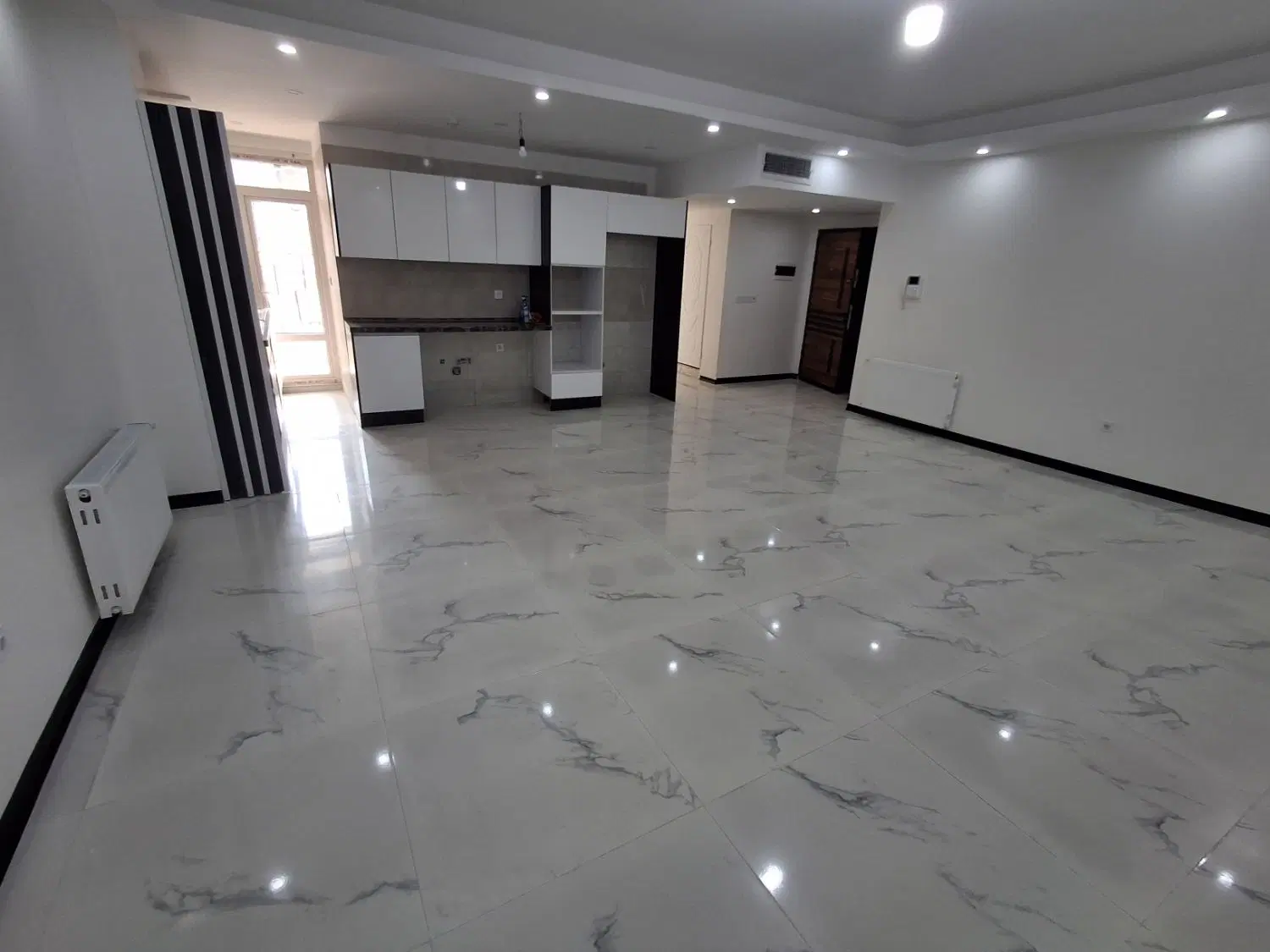 فروش آپارتمان ۱۰۳ متری دوخواب تکواحد فول امکانات