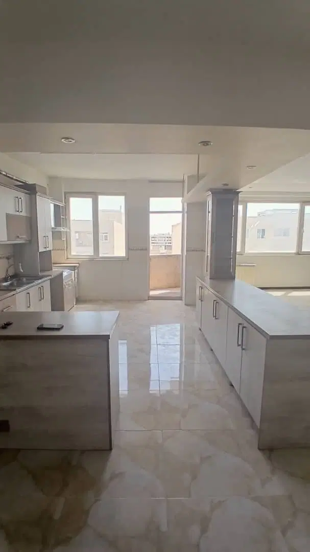 ۱۱۰ متر رو به نما اصلی گوهردشت
