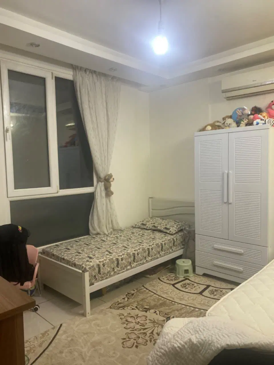 طبقه سوم منزل سه واحدی