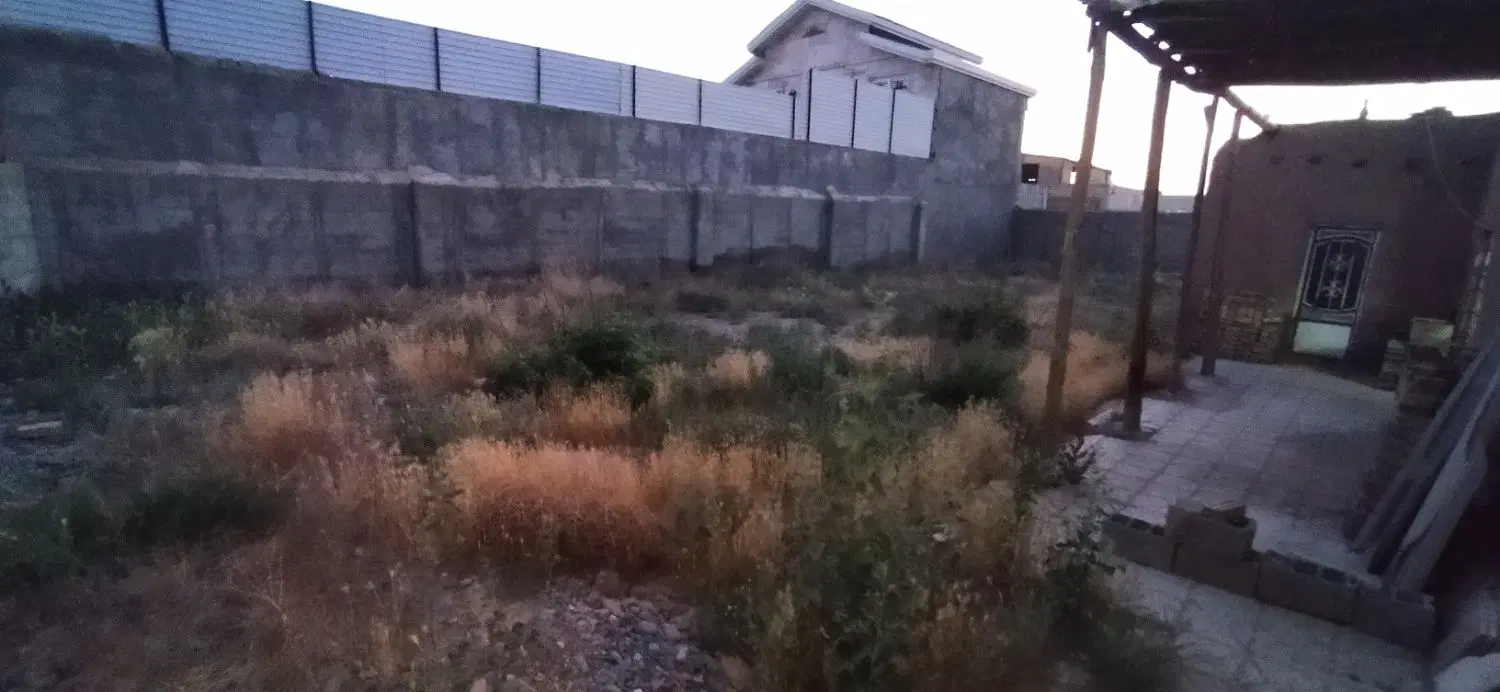 خانه باغ در روستای ماوی