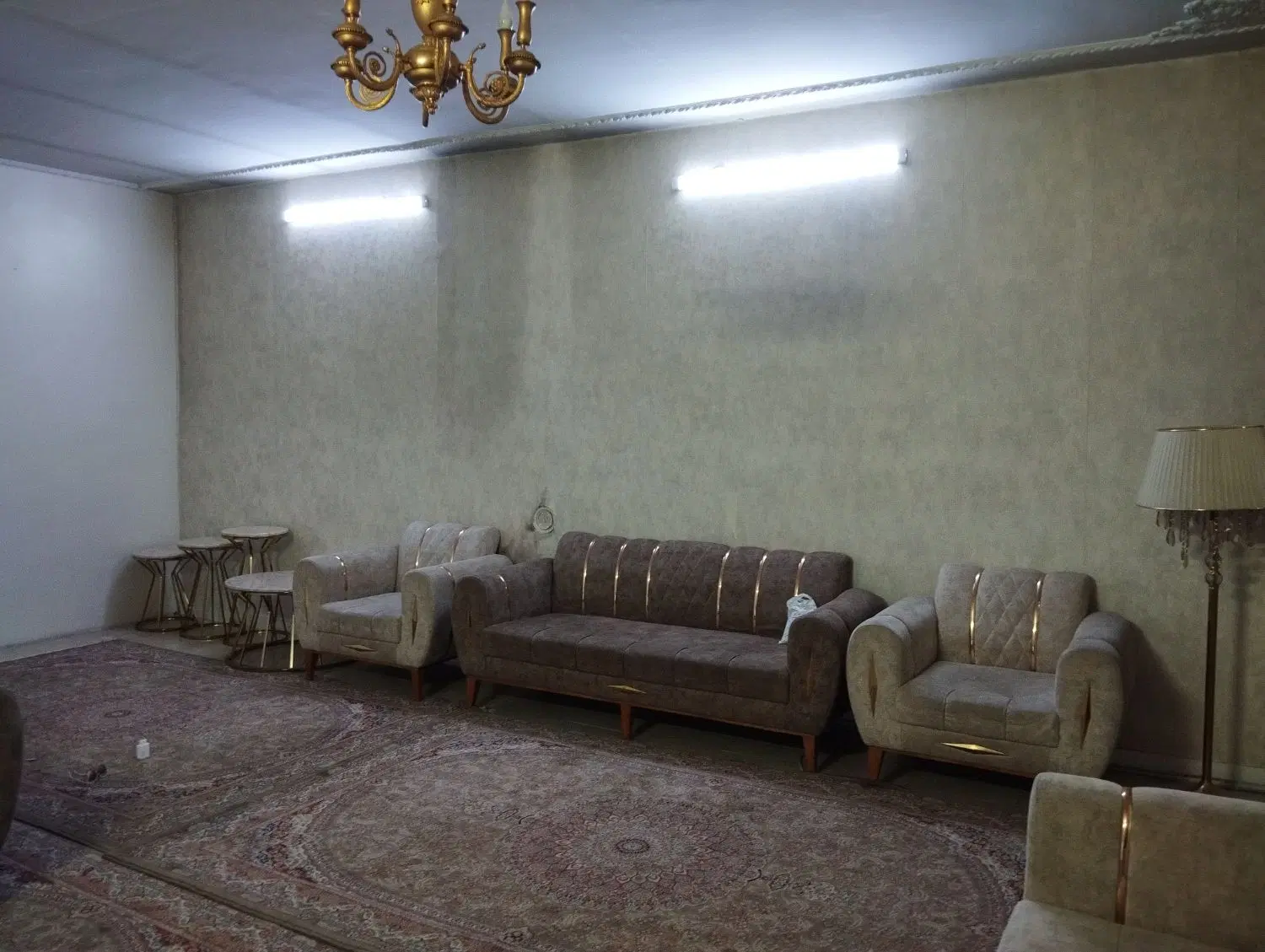 آپارتمان دو خوابه