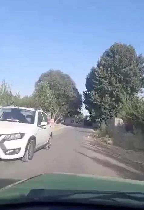 زمین ۳۰۰ متری بین رامجین و سنقرآباد خیابان بنفشه