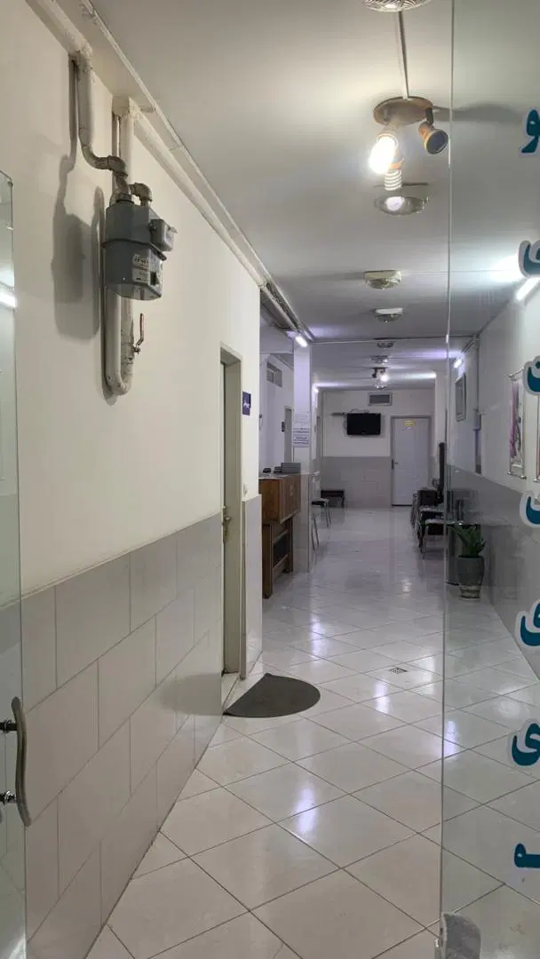 فروش ساختمان درمانگاه وداروخانه فعال
