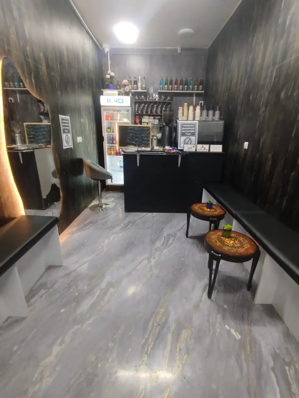 اجاره یک باب مغازه سر خیابان اصلی