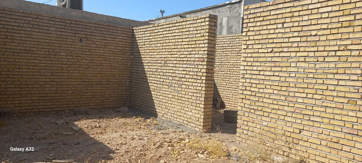خانه نیمه کاره