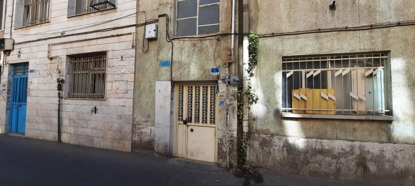 فروش حیاط کلنگی بافت فرسوده