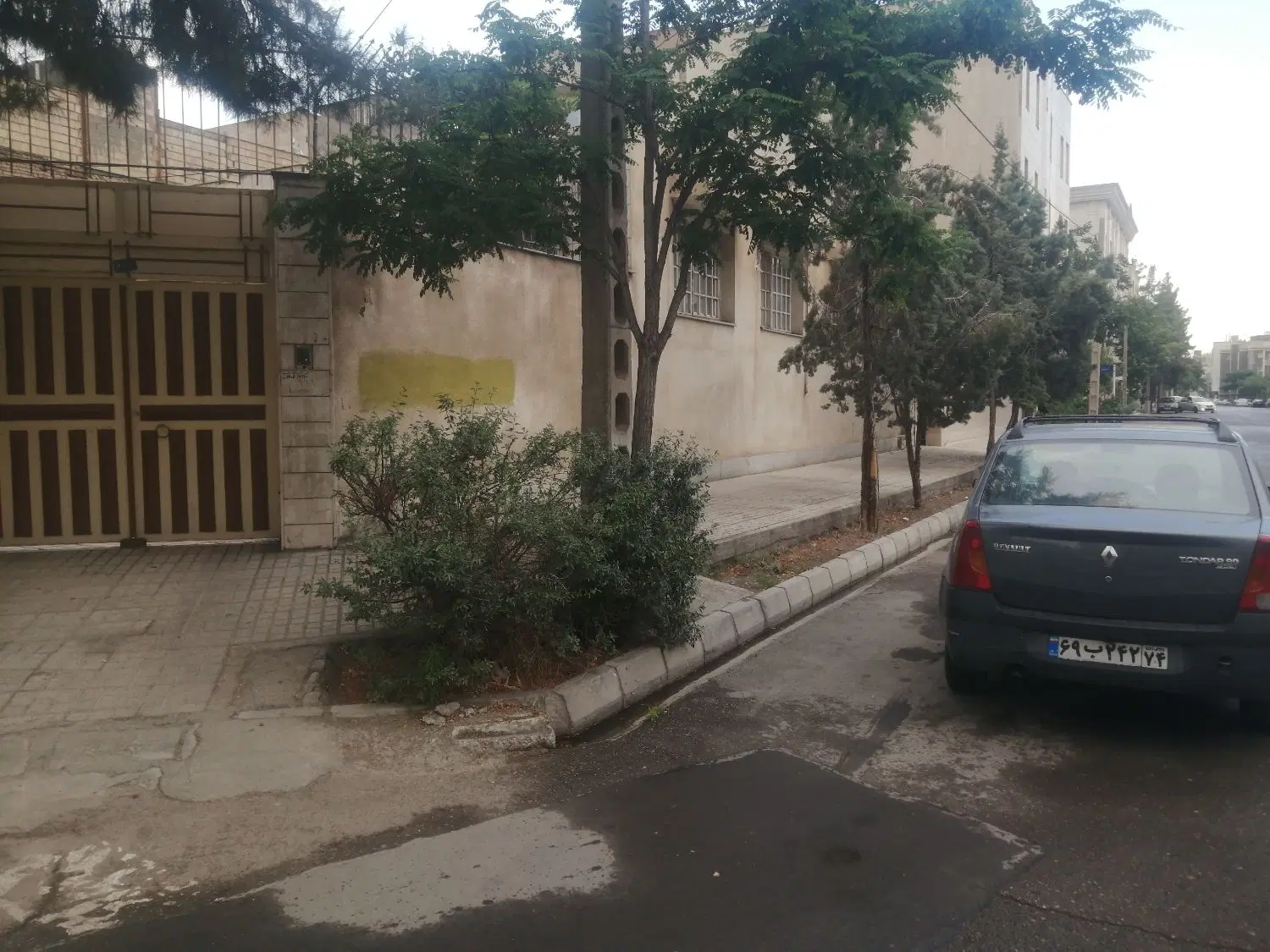 فروش ملک نبش فرهنگ 43