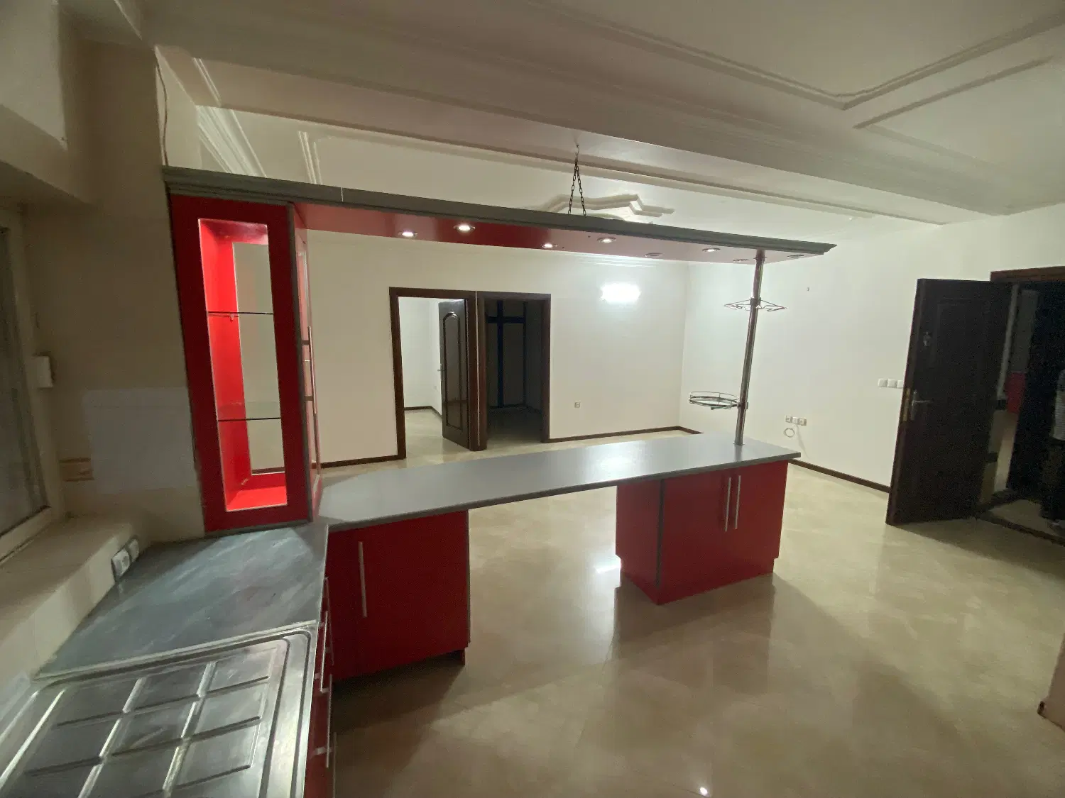 85 متری ساحلی