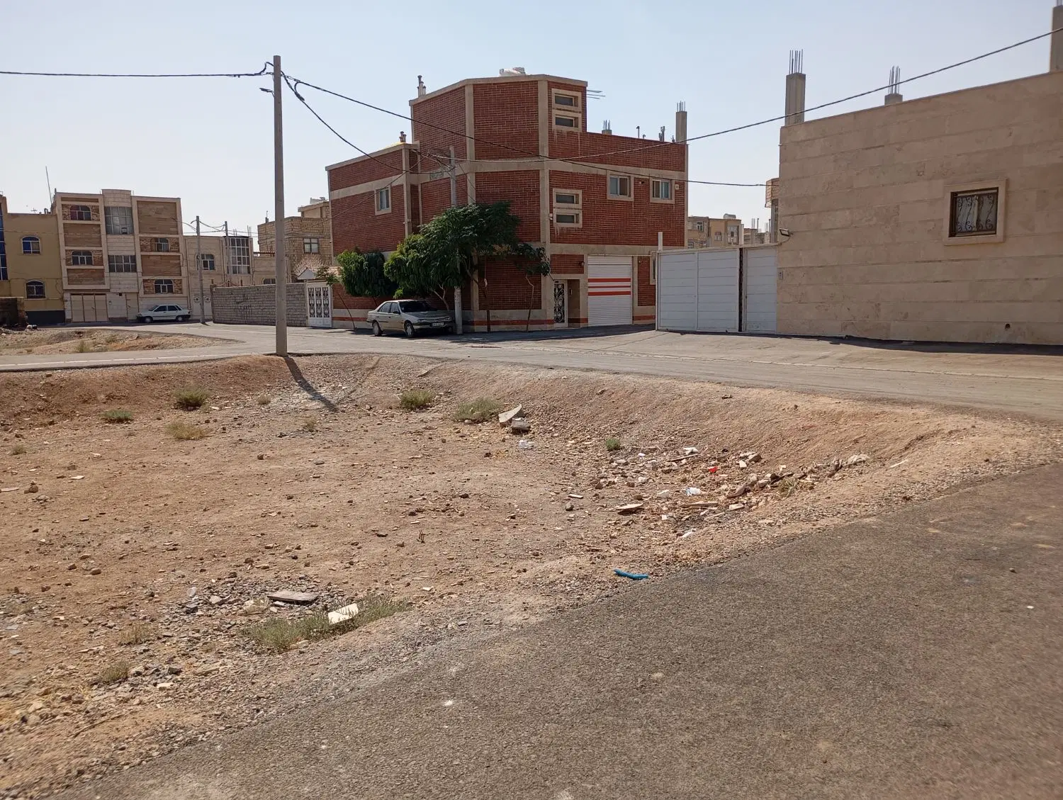 فروش زمین سه نبش 190متر