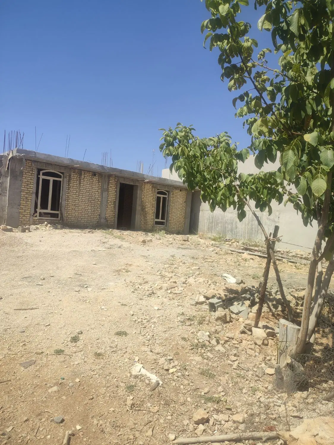 فروش خانه نیمه کاره دشتروم منصورآباد