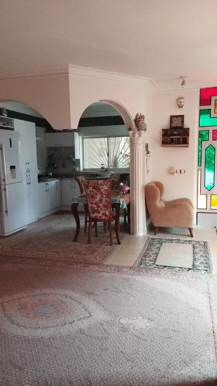 یک ویلای با سند تک برگ
