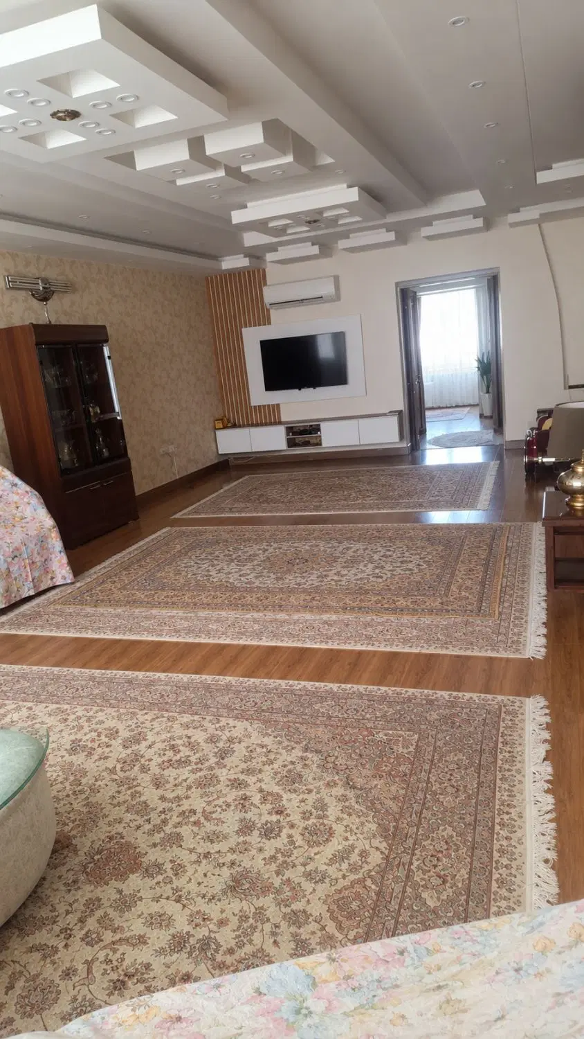 آپارتمان جنوبی جانبازان