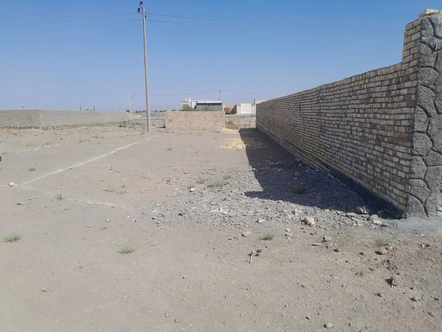 زمین داخل بافت جنداب
