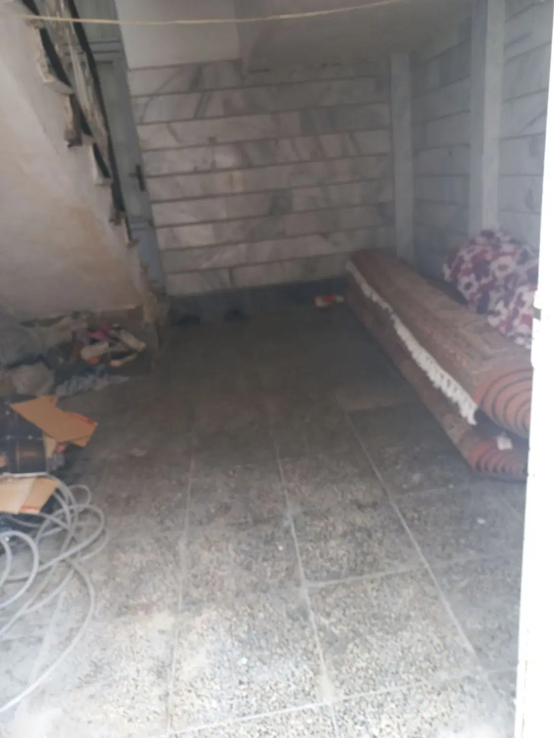 فروش یک قطعه زمین به مساحت 120متر با دهنه6