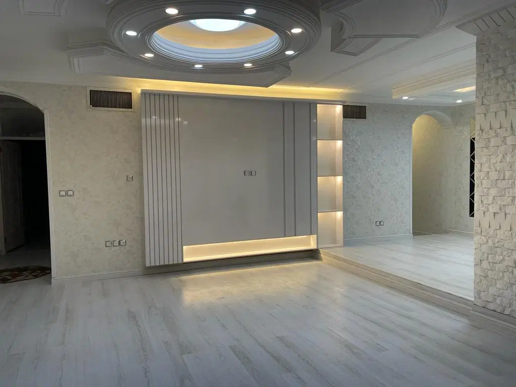 خانه ویلای دو طبقه مجزا خ قصرالدشت (رحمت آباد)
