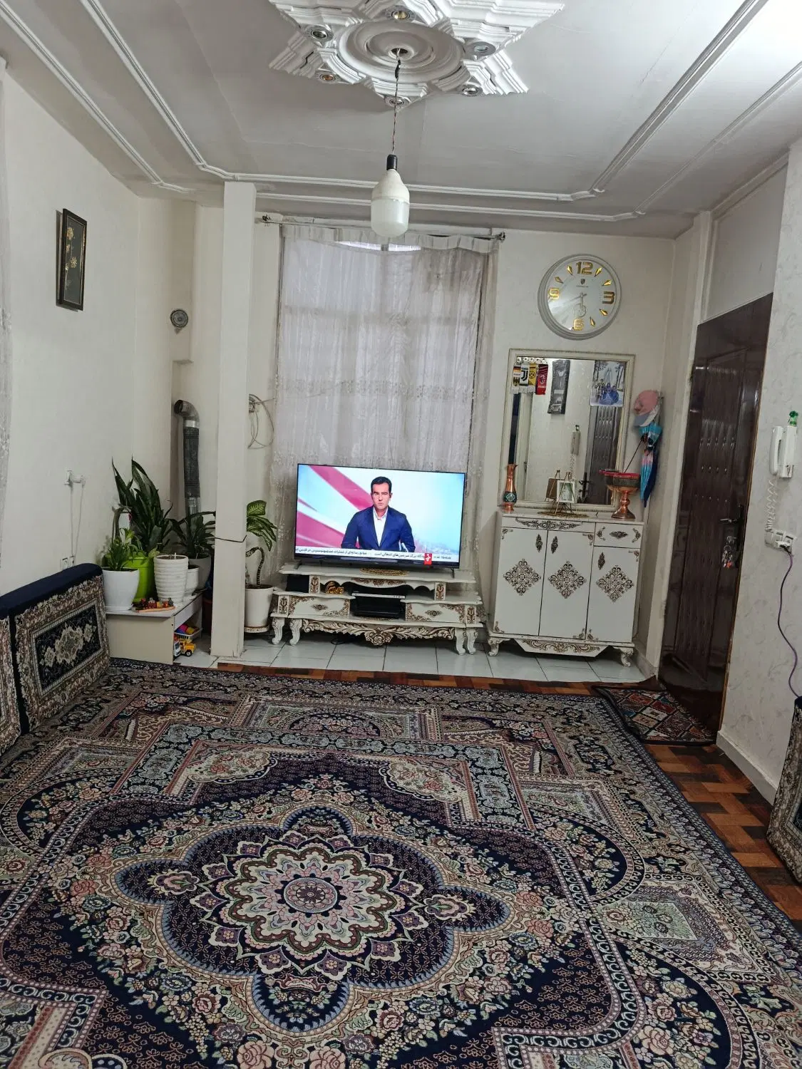واحد ۵۰متری، طبقه سوم، تک واحدی