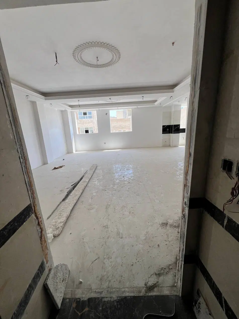 135 متری خوش نقشه فول امکانات