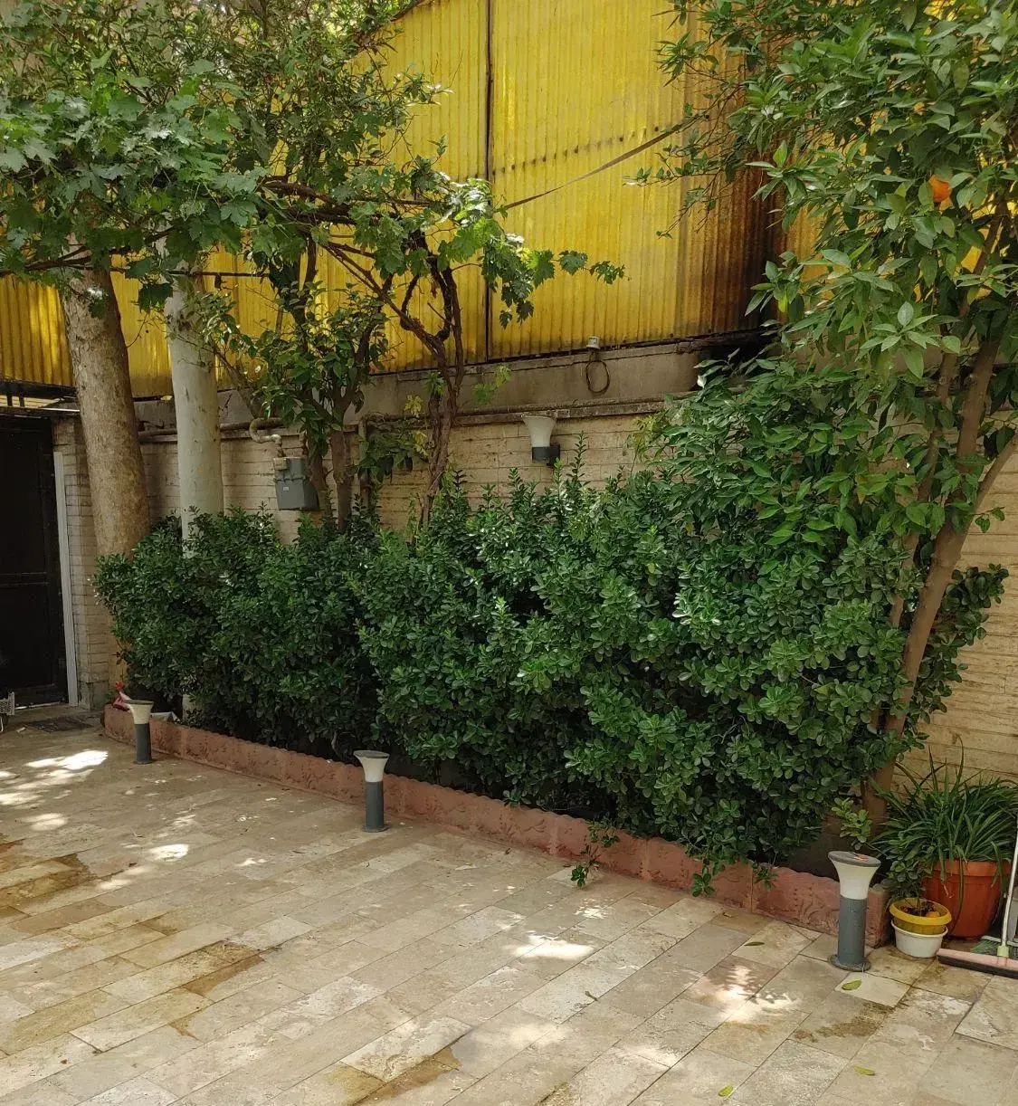 فروش کلنگی ۱۵۰متر با کاربری مسکونی
