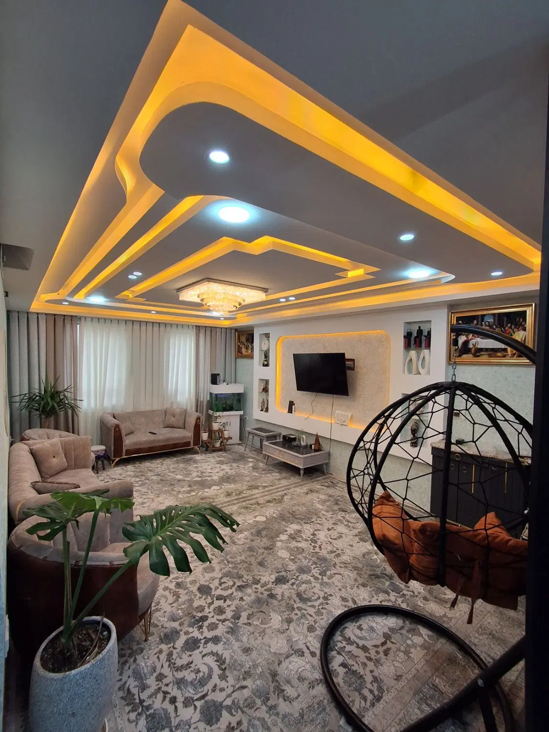 اپارتمان صد متری زیرتل گلزار چهارم