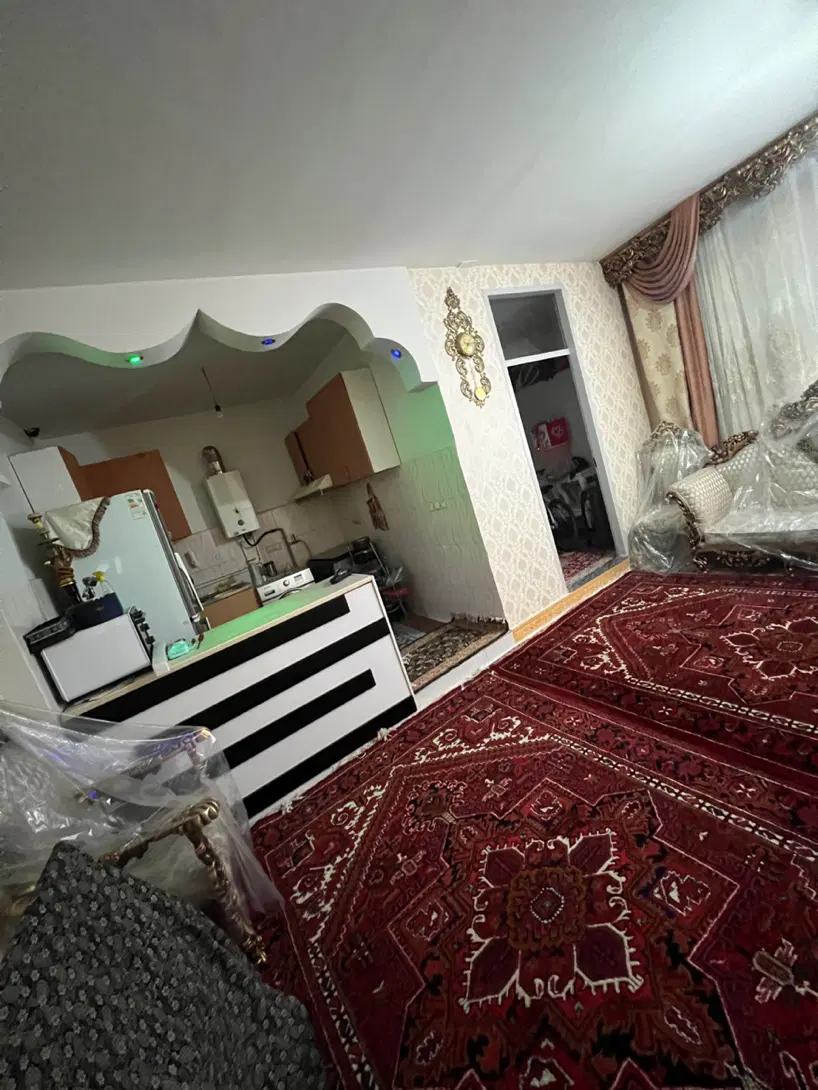 اناخاتون ۶۳ متر