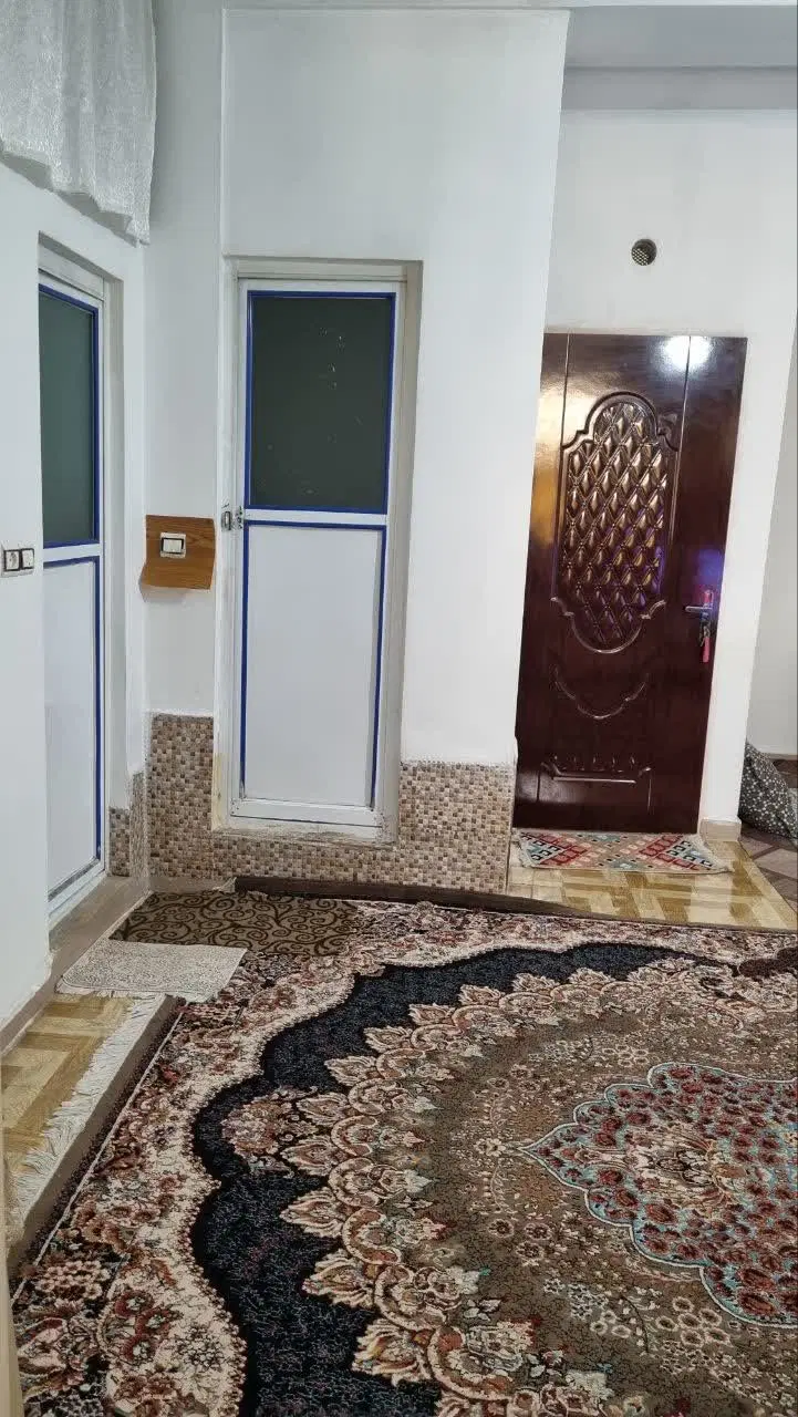 اجاره واحد 60متری تمیز مناسب زوج