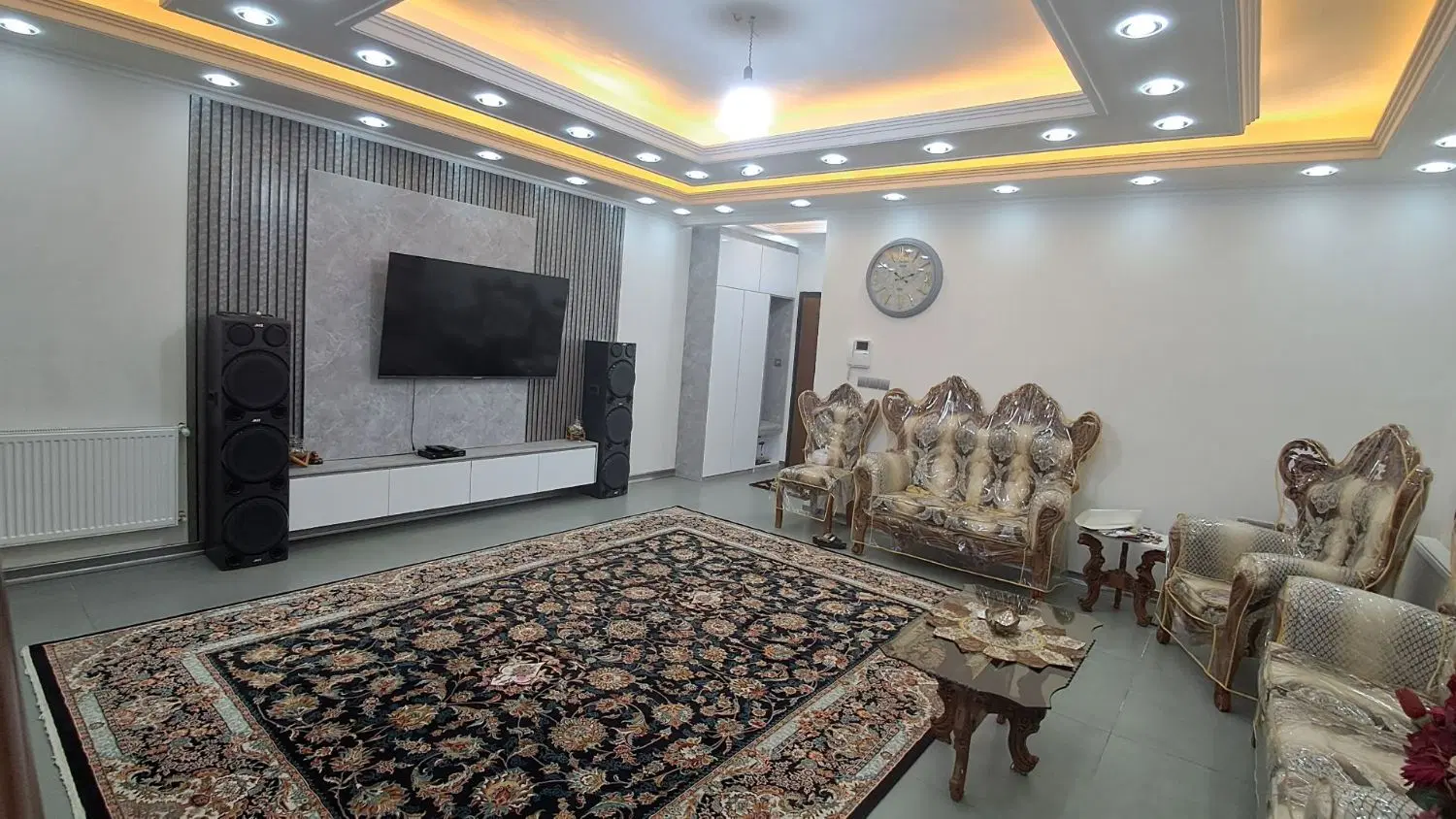 واحد نوساز با پارکینگ سبزدشت