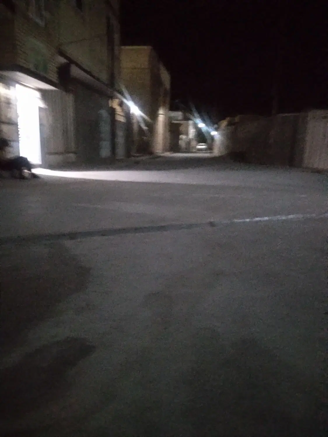 ۶ هکتار زمین دیم اول جاده مجتمع سلامت متر ۲۵۰