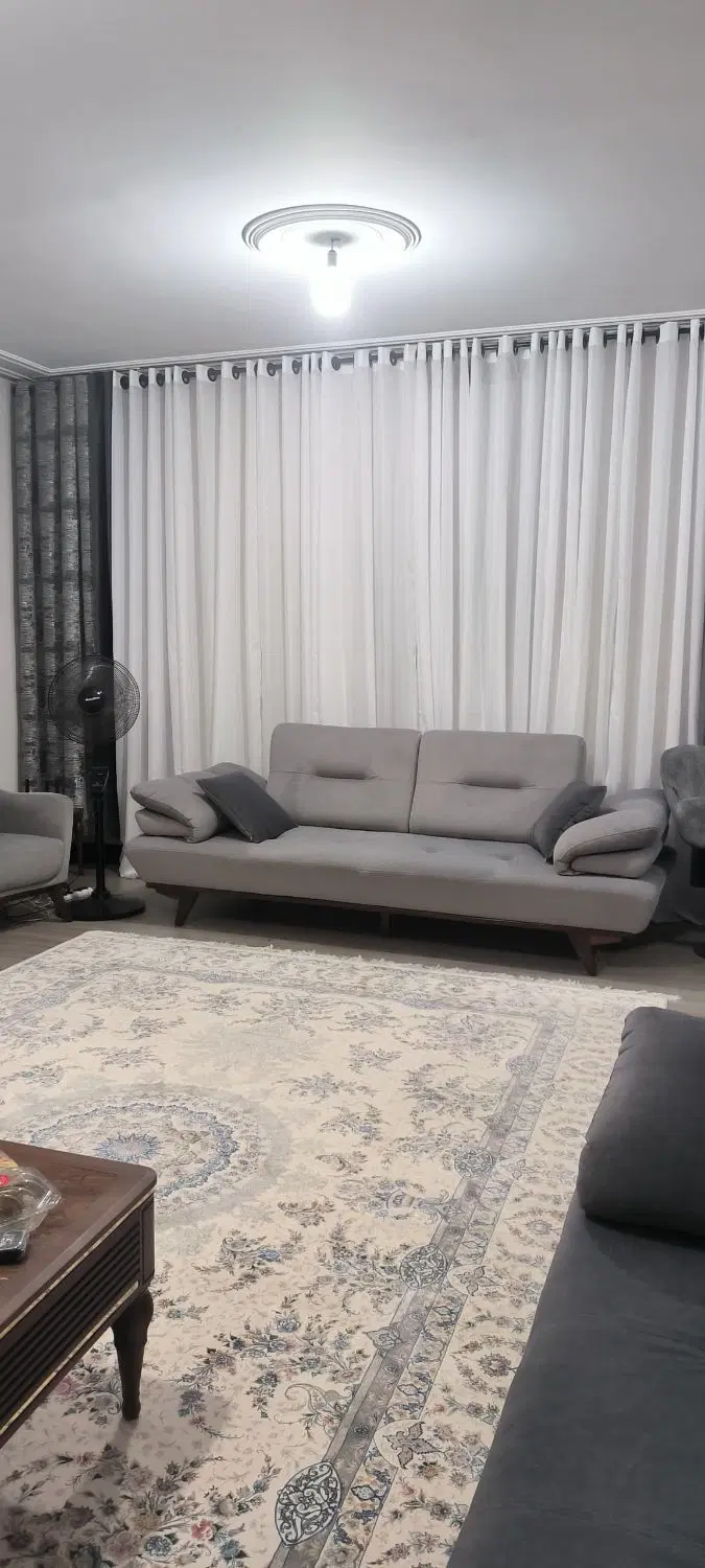آپارتمان دو خوابه