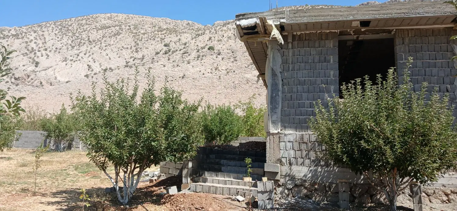فروش ۱۱۵۰ متر باغچه درخت سیب ثمری