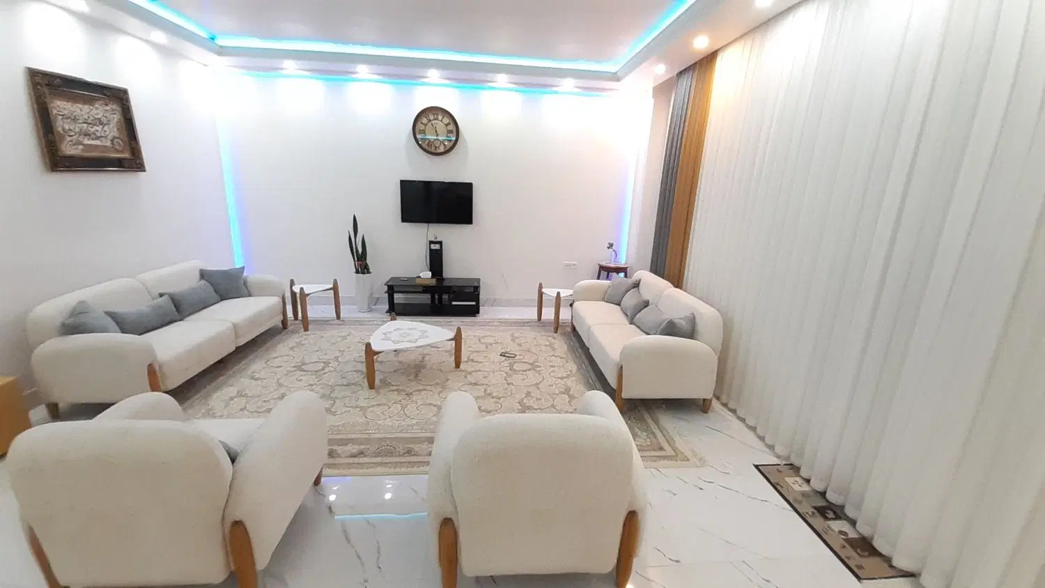 ویلایی دو واحد ورودی مستقل موقعیت دو واحد تجاری