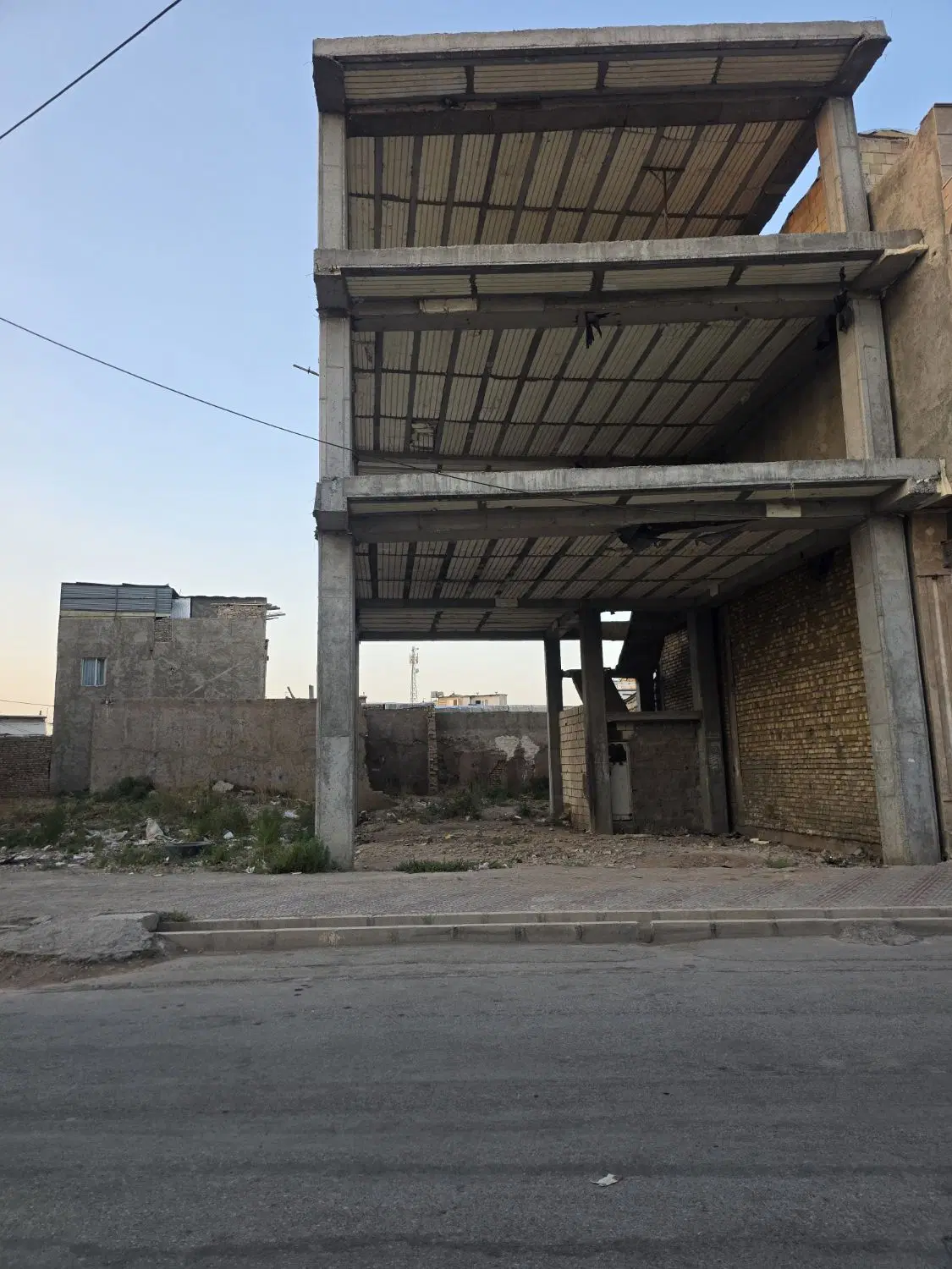 فروش ساختمان تجاری مسکونی خیابان بهشتی املاک رفاه