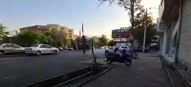 ملک کلنگی تجاری و مسکونی