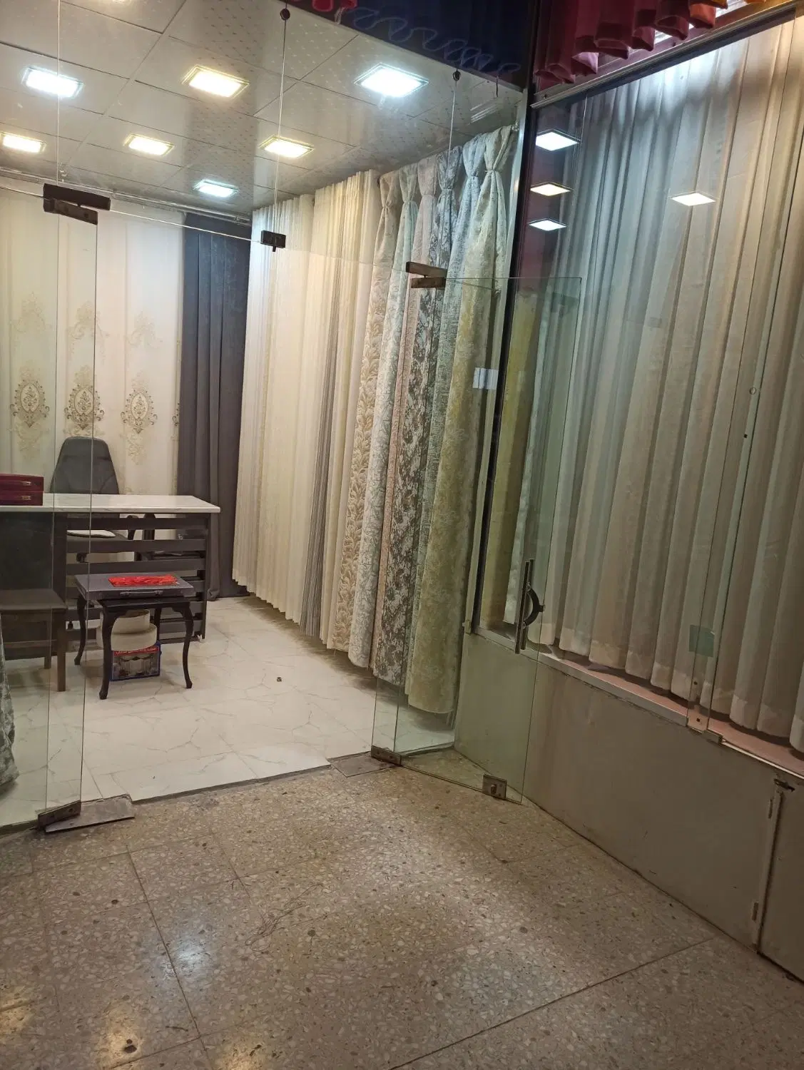 اجاره مغازه واقع در پاساژ طلوع (خیابان مدرس)
