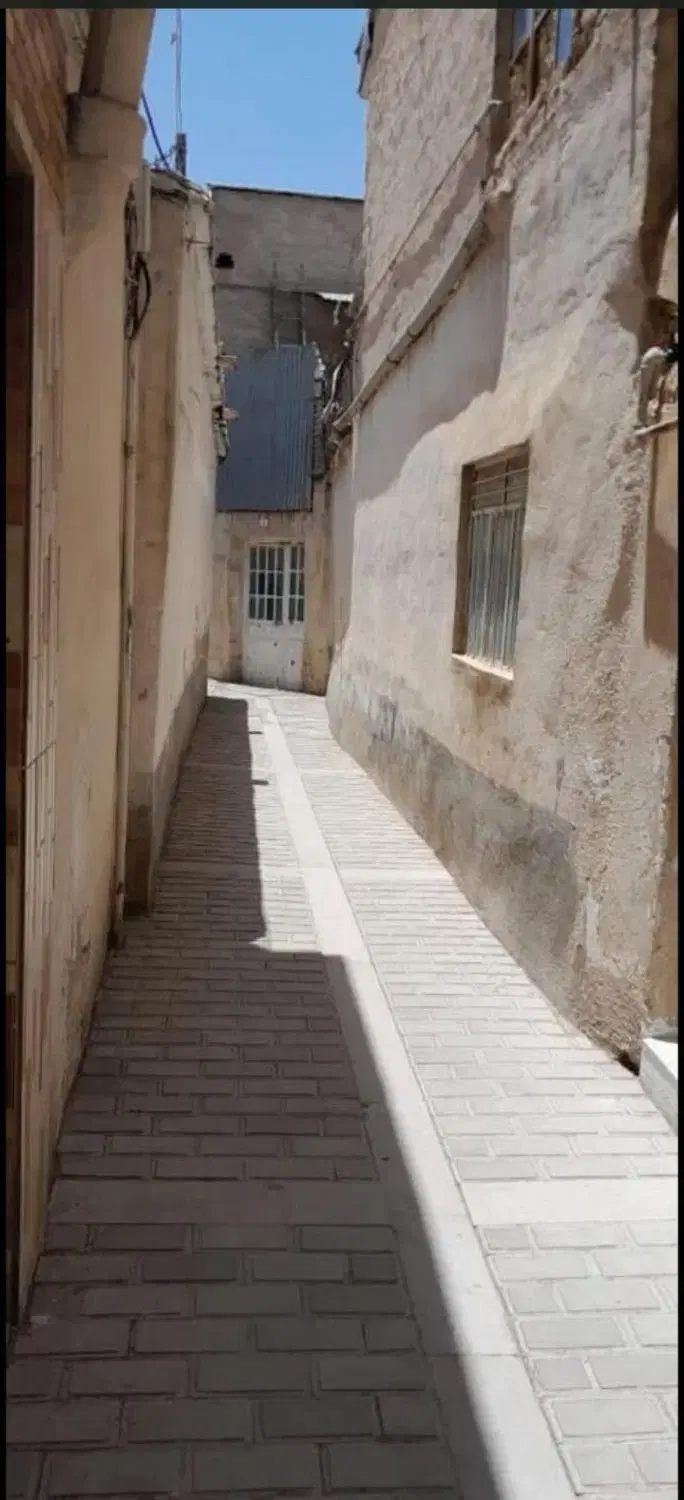خانه دو طبقه