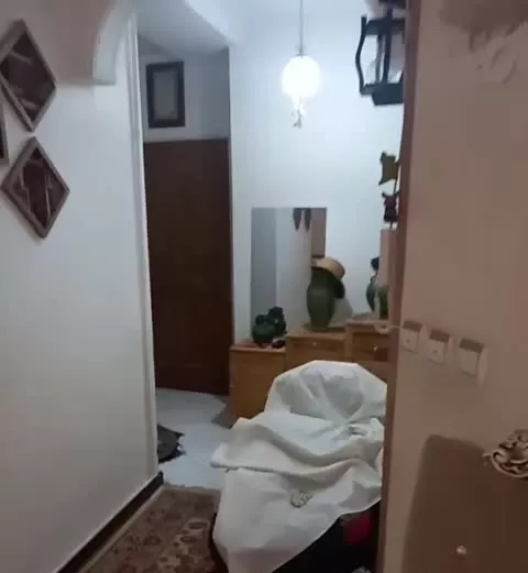 ۱۰۳ متر غرق در نور