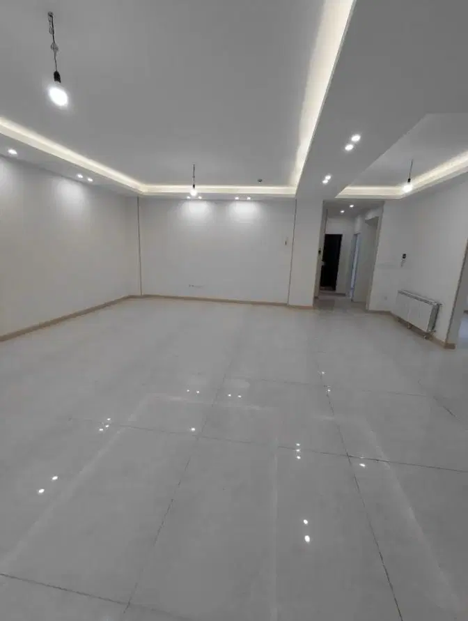 اپارتمان ۱۰۰ متری دو خواب تخلیه امکانات کامل
