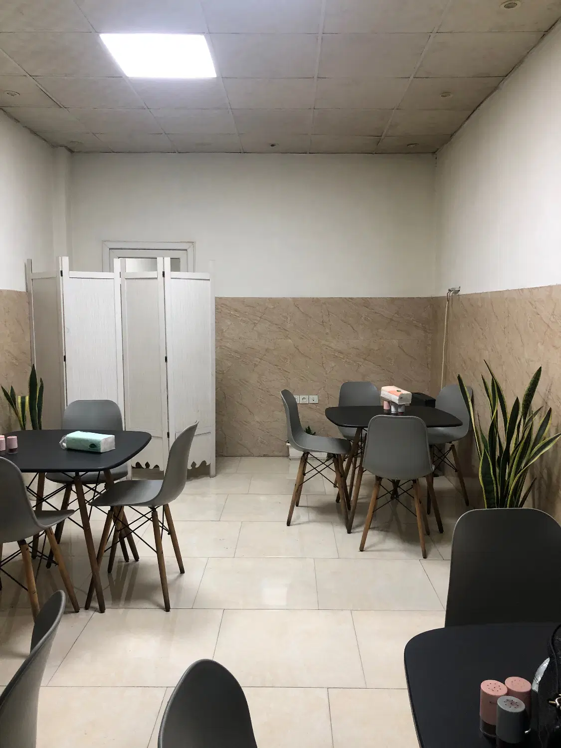 اجاره مغازه ۳۰متری براصلی خیابان