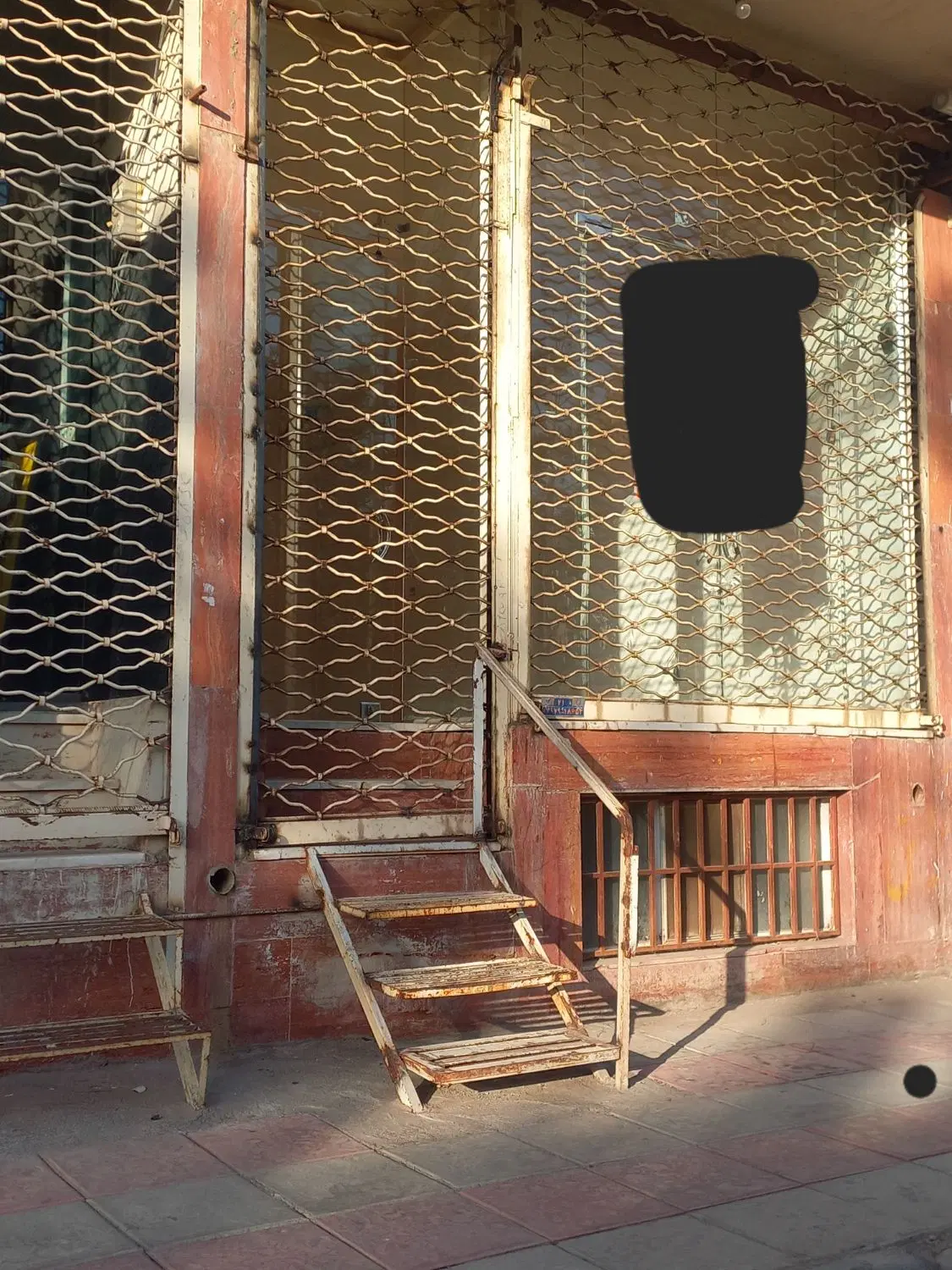 خیابان جانبازان جنوبی بین ۱۷و۱۹