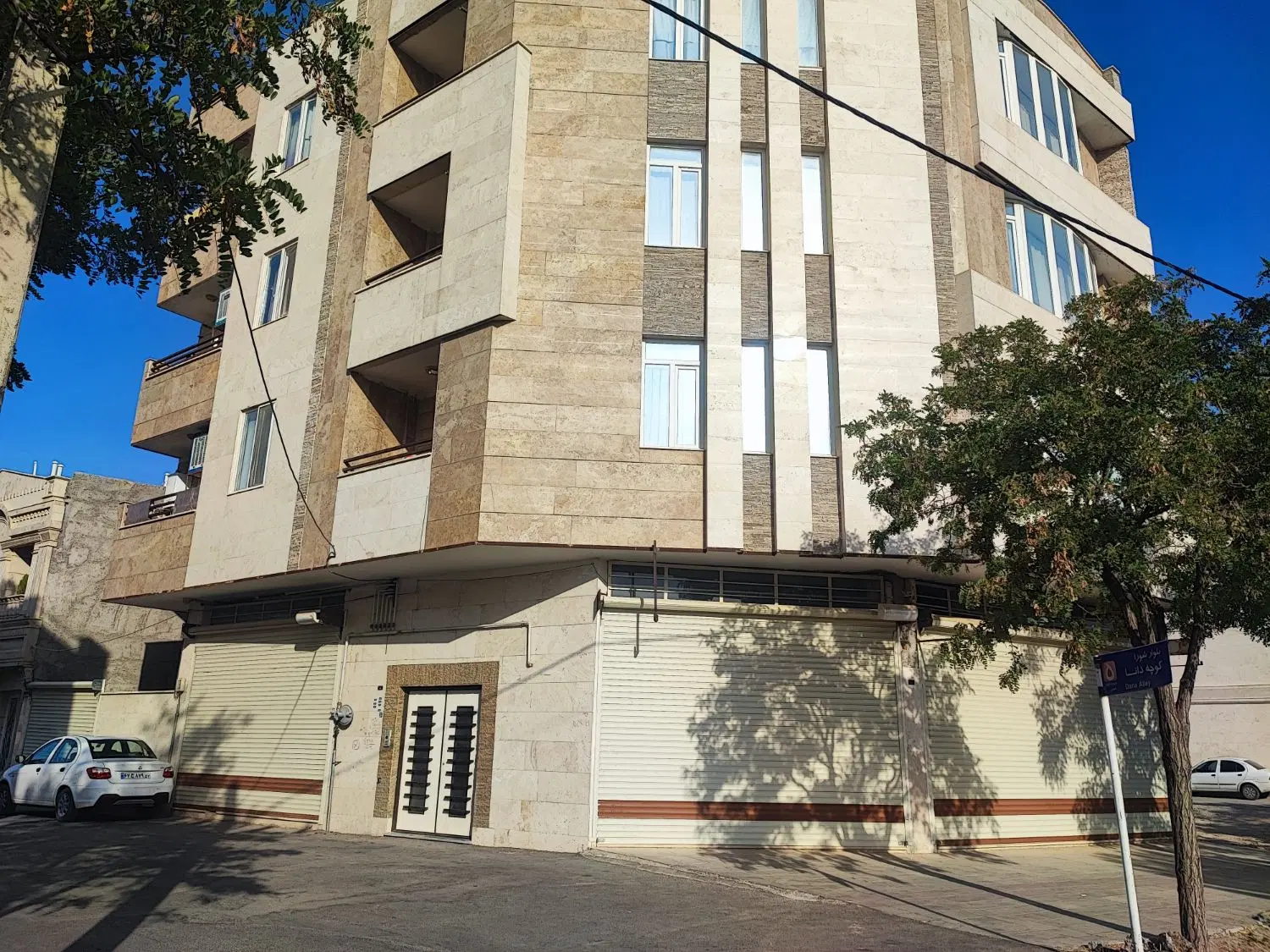 آپارتمان ۸۱ متری فول امکانات