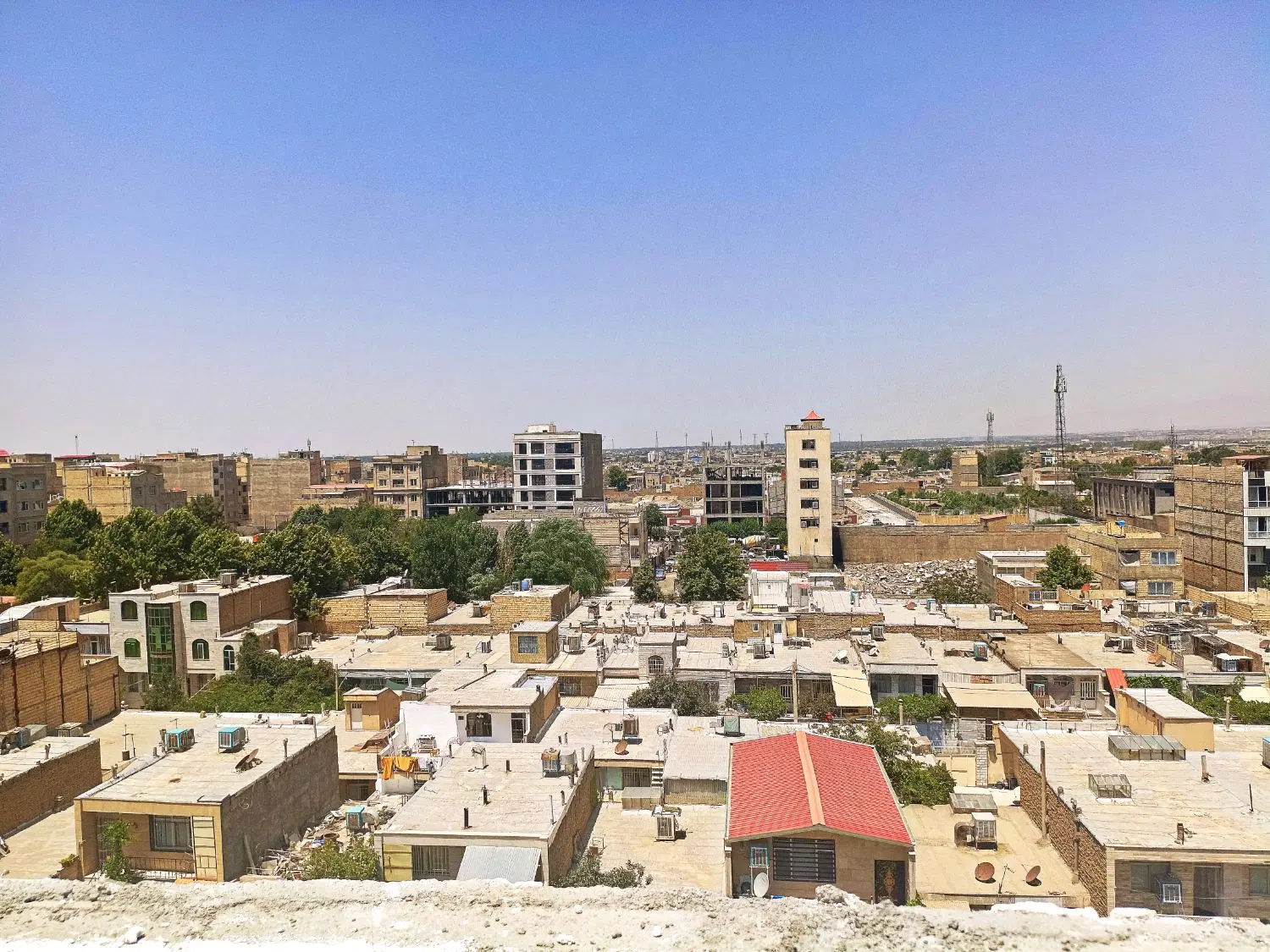 واحد دو خواب نوساز و تک واحدی بلوار ارم ، اول شرقی
