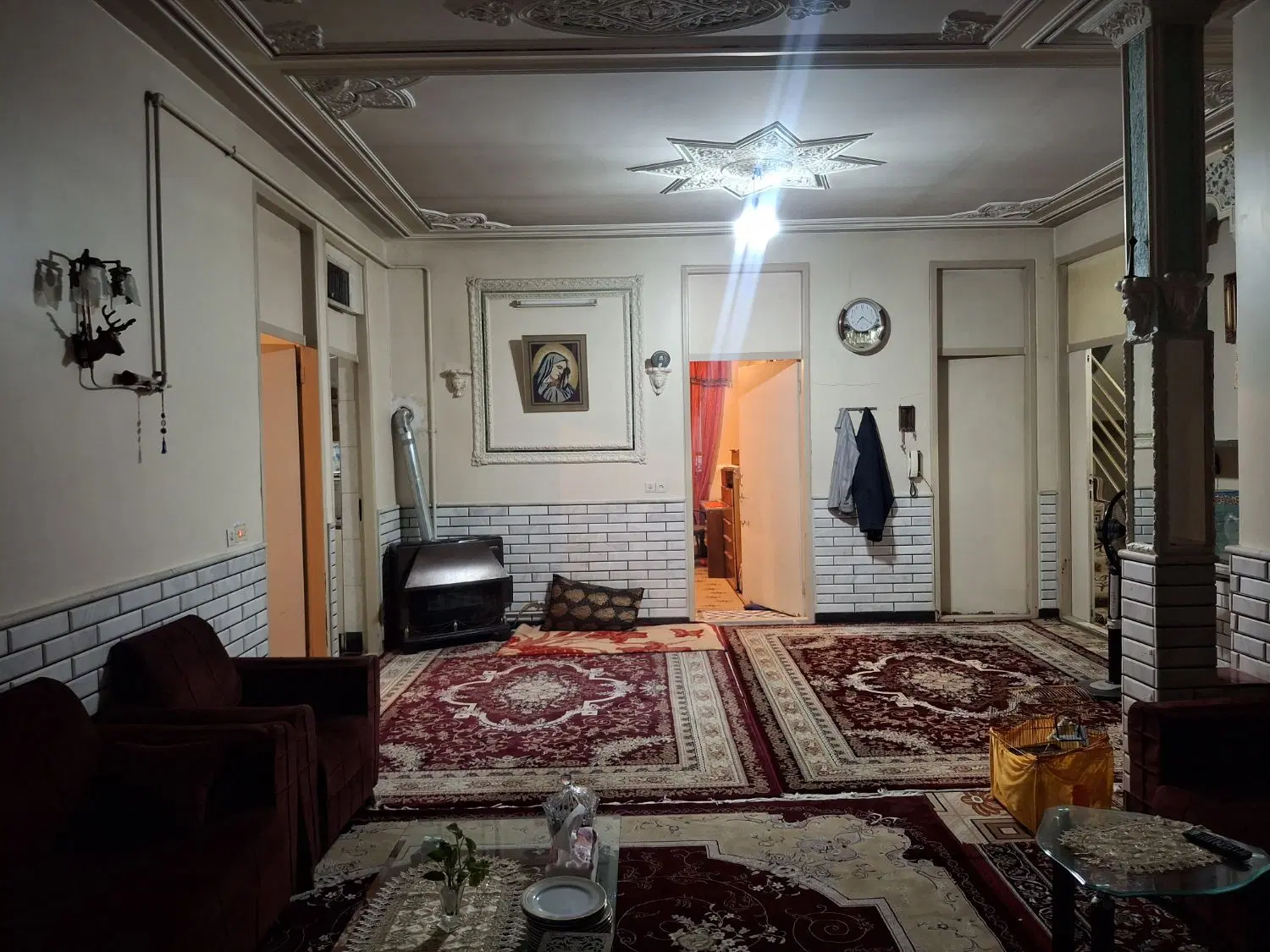 فروش ویلایی ۲۴۰ متری _امیرکبیر