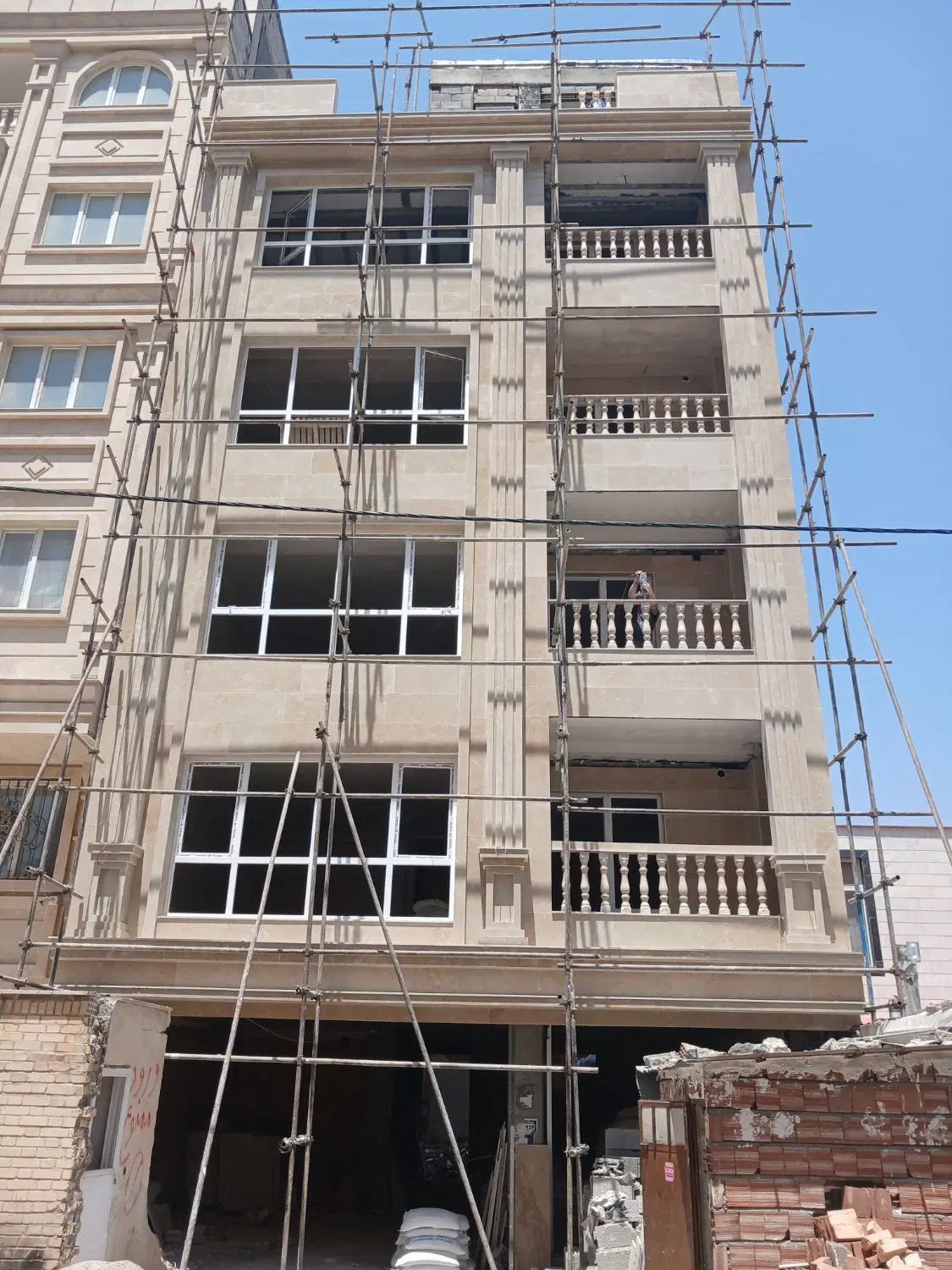 پیش فروش طبقه ۴بابهار خواب