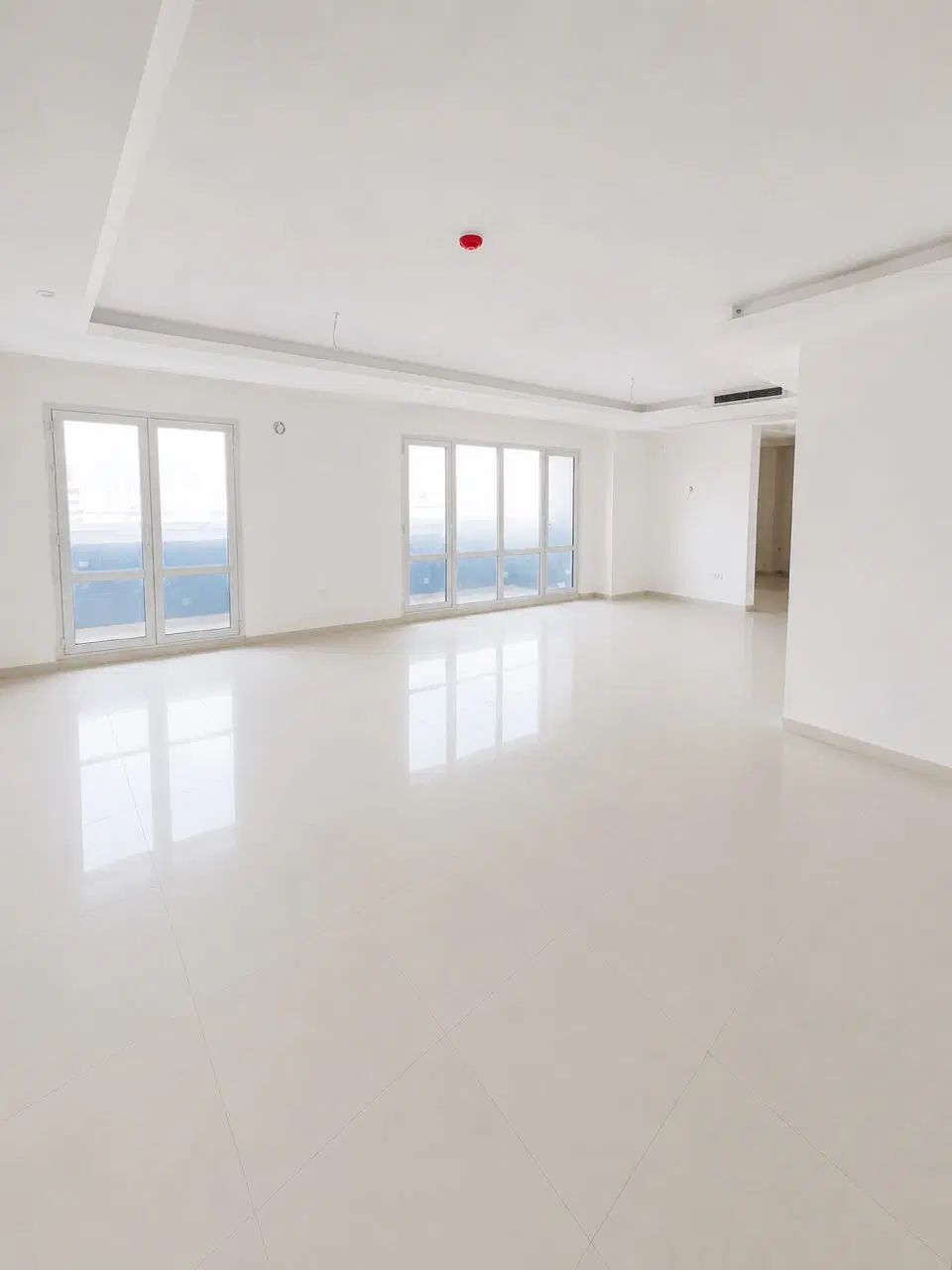 اپارتمان ۲۳۶.۵ طبقه ۳۰ تحویل شده