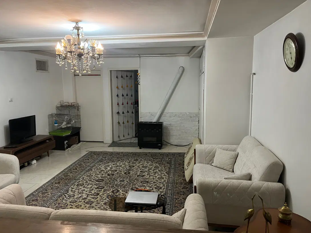 ۹۰متردوخواب حیاط‌خلوت‌ پارکینگ